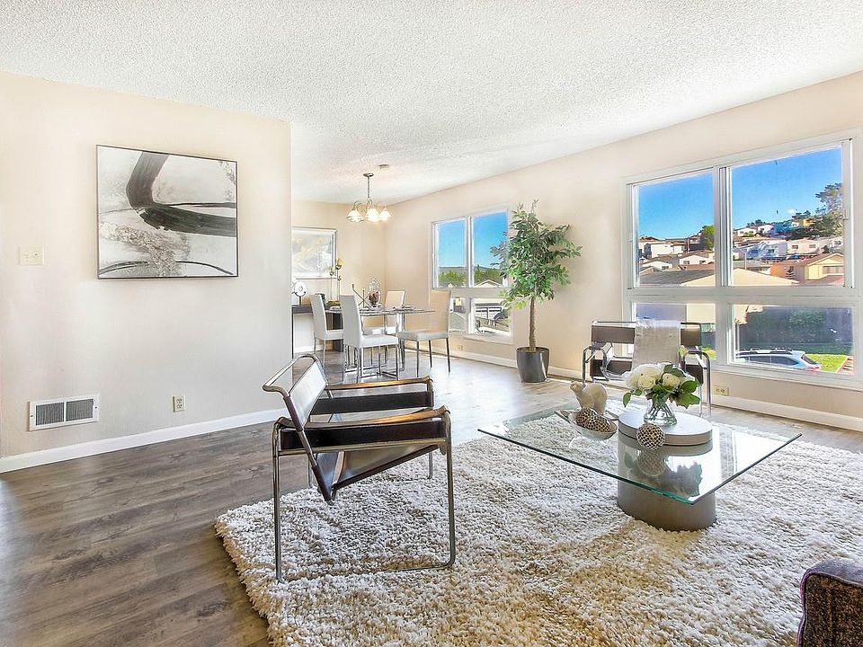 1st image of 58 Cameo Ct