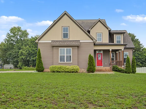 15 Eagle Chase Dr, Youngsville, NC 27596