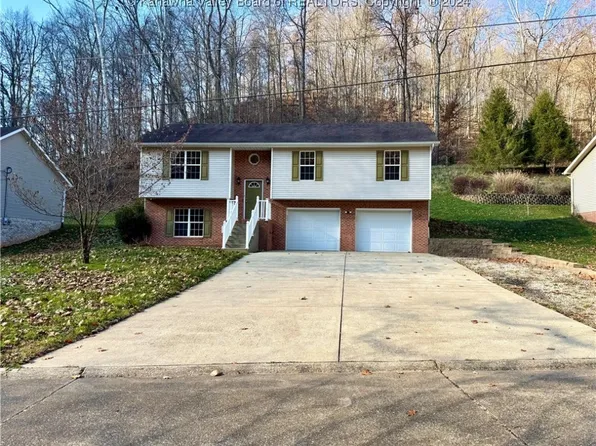 119 Dustins Cv, Eleanor, WV 25070