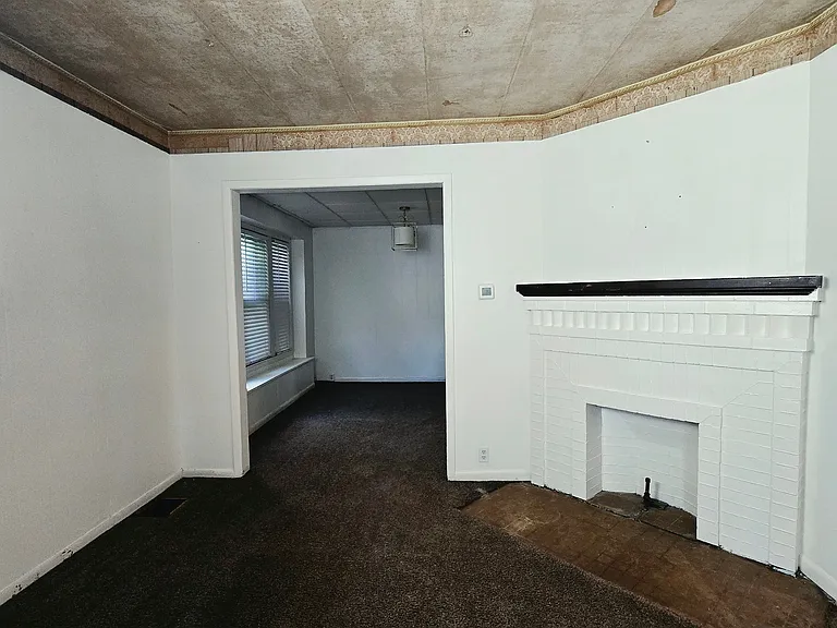 44 Lafayette Ave #1 — Photo 9