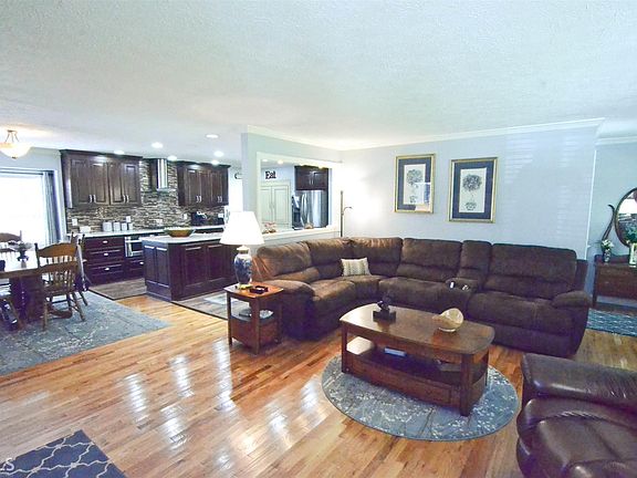 2nd image of 2834 Old Cornelia Hwy