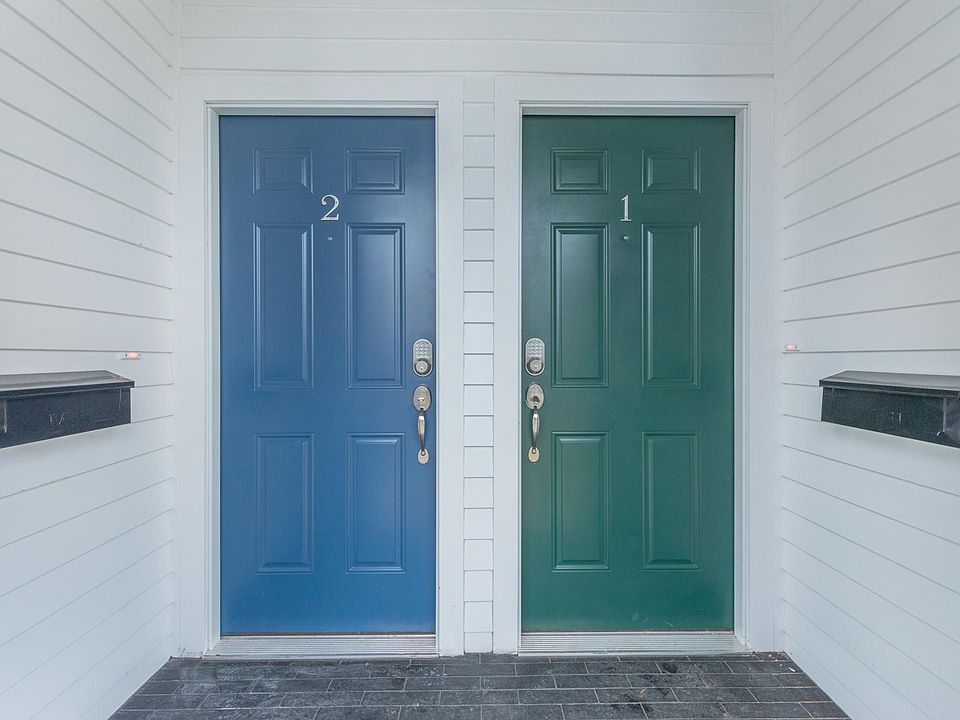 Unit 2 is the blue door
