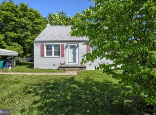 5140 Ridgeview Dr, Harrisburg, PA 17112