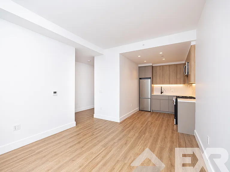 2230 Cropsey Ave #903 — Photo 4