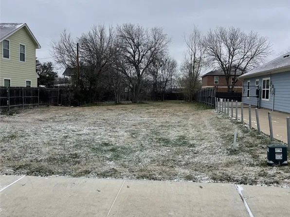 1922 S 18th St, Waco, TX 76706