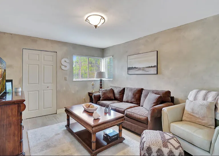 2103 Tama Cir #202 — Photo 22