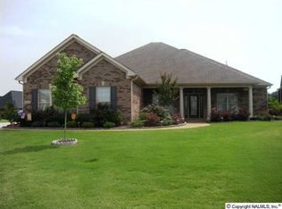 172 Manor House Dr, Huntsville, AL 35811