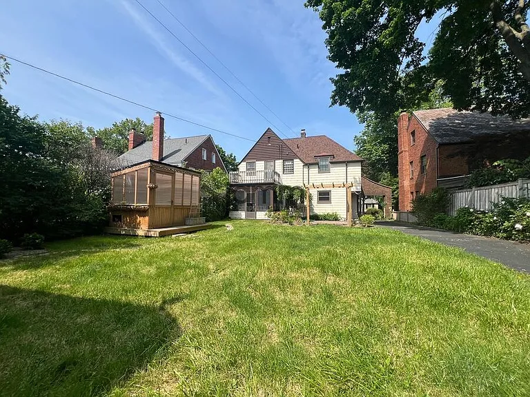 2551 Charney Rd — Photo 28