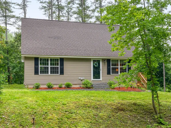 13 Flood Avenue, Wiscasset, ME 04578