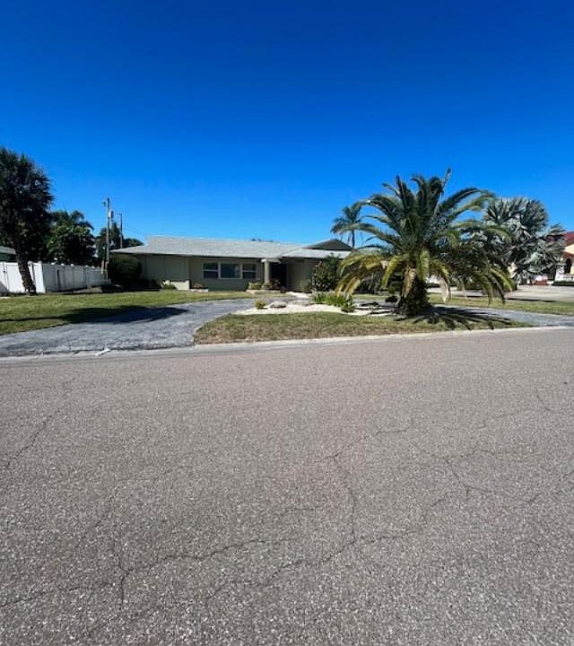 1910 Bayshore_10172023
