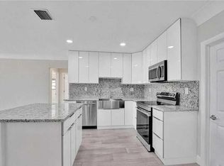 312 SW 12th Ave, Boynton Beach, FL 33435