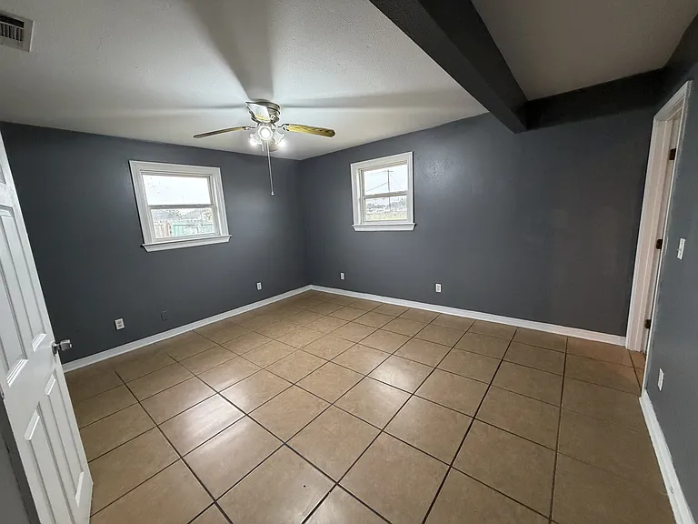 7532 Patricia St — Photo 18