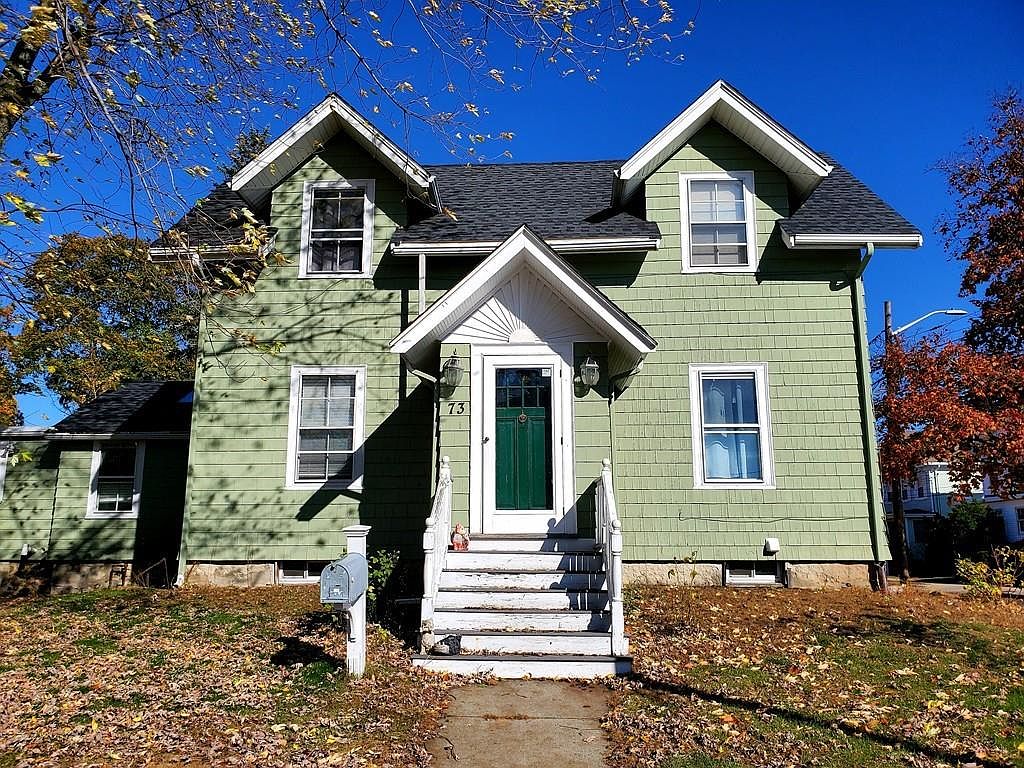 73 Essex St, Melrose, MA 02176 Zillow