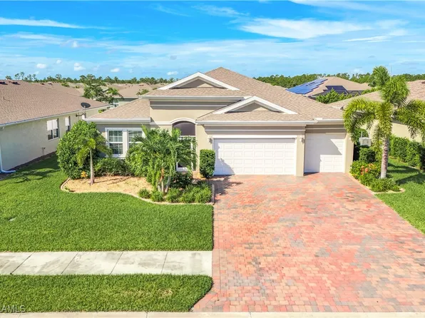 2630 Corona Ln, Cape Coral, FL 33909