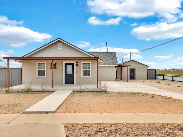 1848 9th St, Levelland, TX 79336