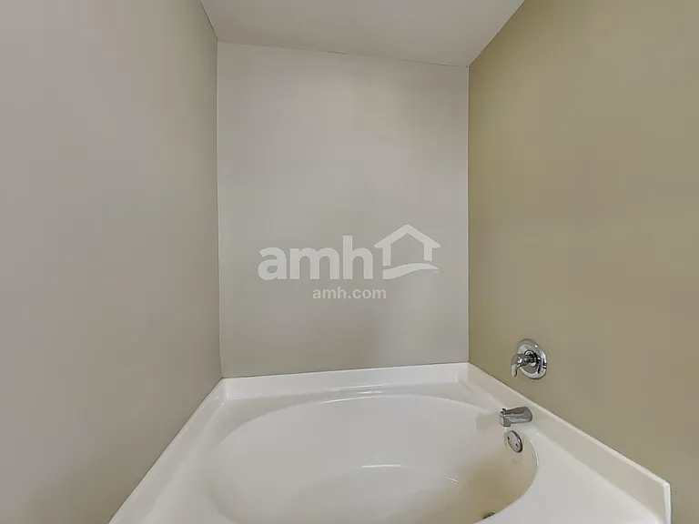 314 Southwilde Way — Photo 15