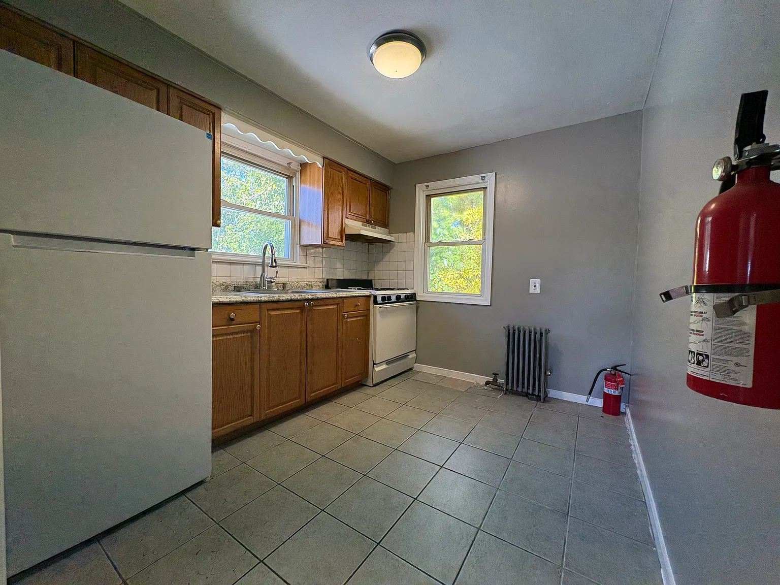 1 bed, 950 sqft, $1,695 — Photo 2