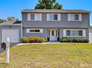 13 Beverly Rd, Old Bridge, NJ 08857