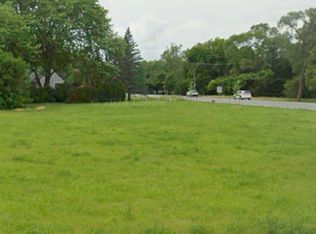 20521 King Arthur Dr, Lynwood, IL 60411