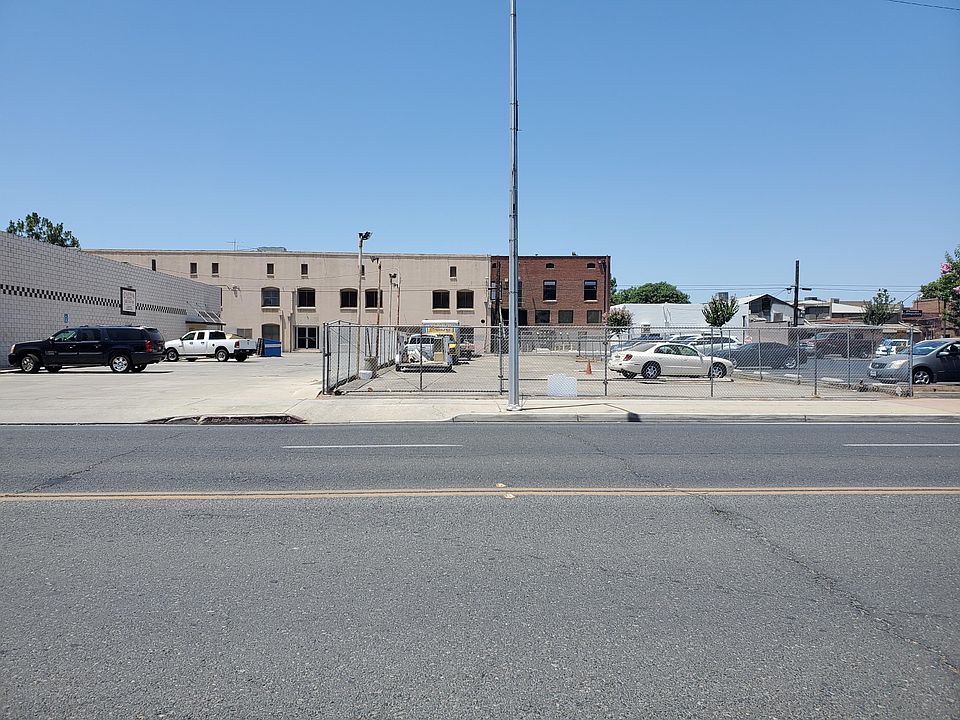 1st image of 141 S L St