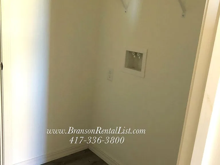 158 Sunrise Cv — Photo 5