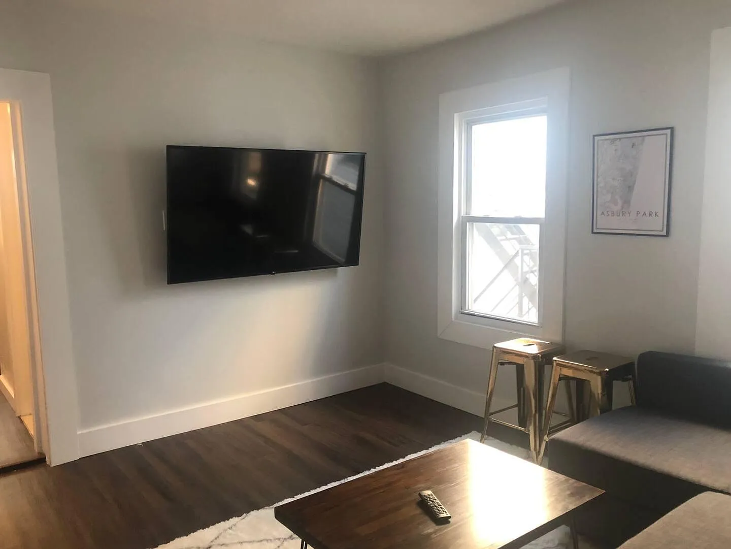 1 bed, 650 sqft, $1,995 — Photo 3
