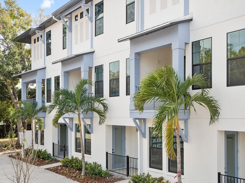 1st image of 758 3rd St S #1