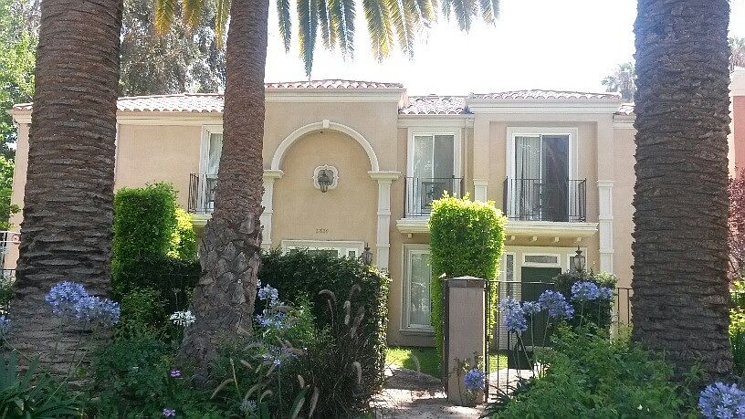 2nd image of 19630 Sherman Way Unit 2