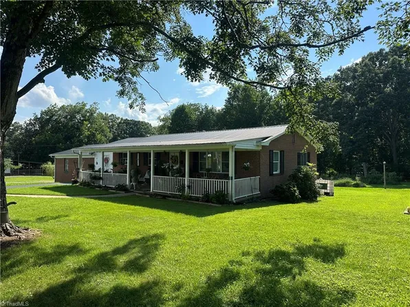 281 Spencer Meadow Rd, Asheboro, NC 27205