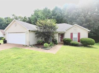 80 Raindrop Cv, Jackson, TN 38305