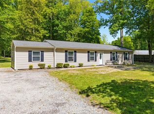 6571 Lake View Dr, Gloucester, VA 23061