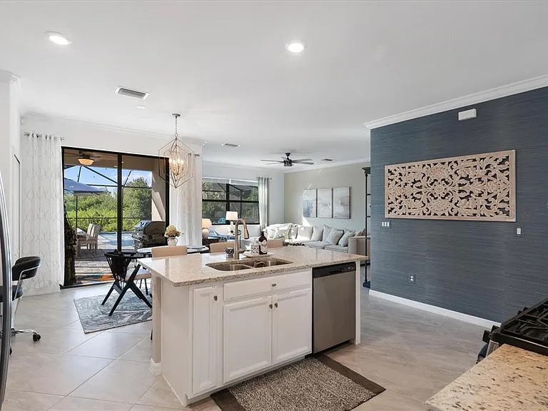 6523 Clairborne Ln — Photo 22