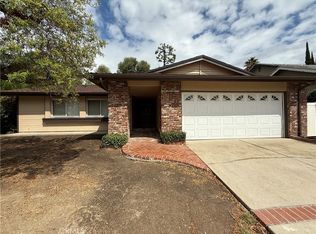 18801 Lassen St, Northridge, CA 91324