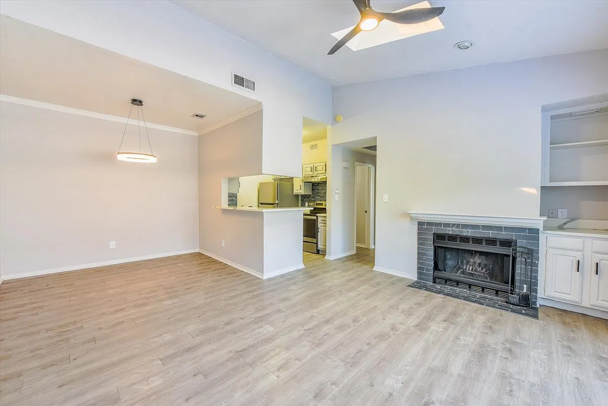 1 bed, 702 sqft, $1,395 — Photo 4