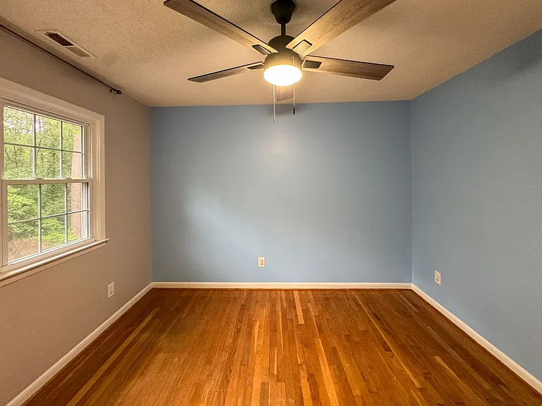 726 Dandridge Dr — Photo 21