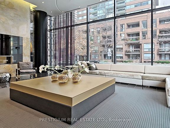 5th image of 32 Davenport Rd Unit 2405