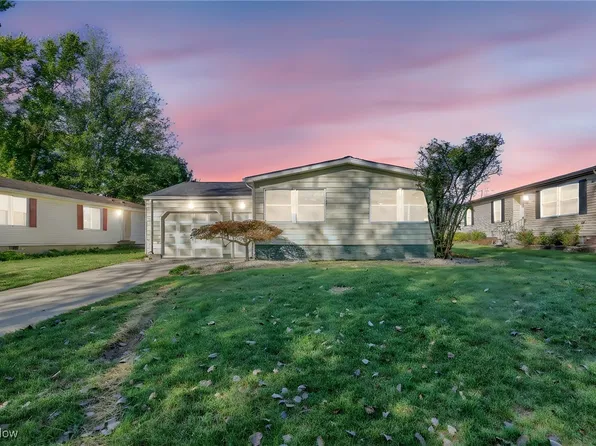 9 Sunset Dr, Lagrange, OH 44050