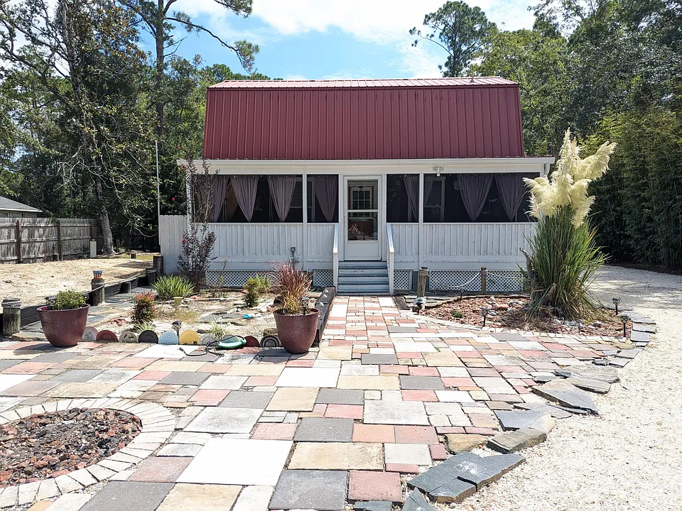 3348 Lowery Dr