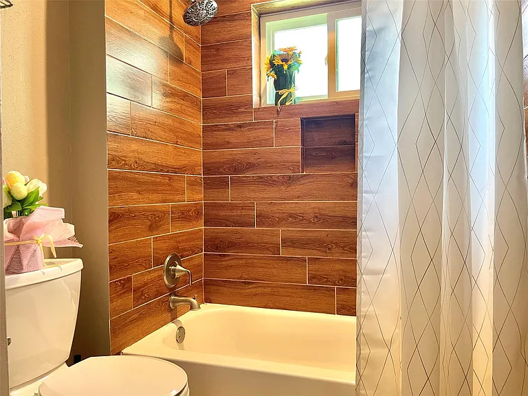 3023 Sam Houston Dr — Photo 19