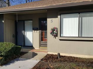 5 Manchester Ct, Red Bank, NJ 07701
