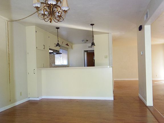 5th image of 4905 Huntington Ln