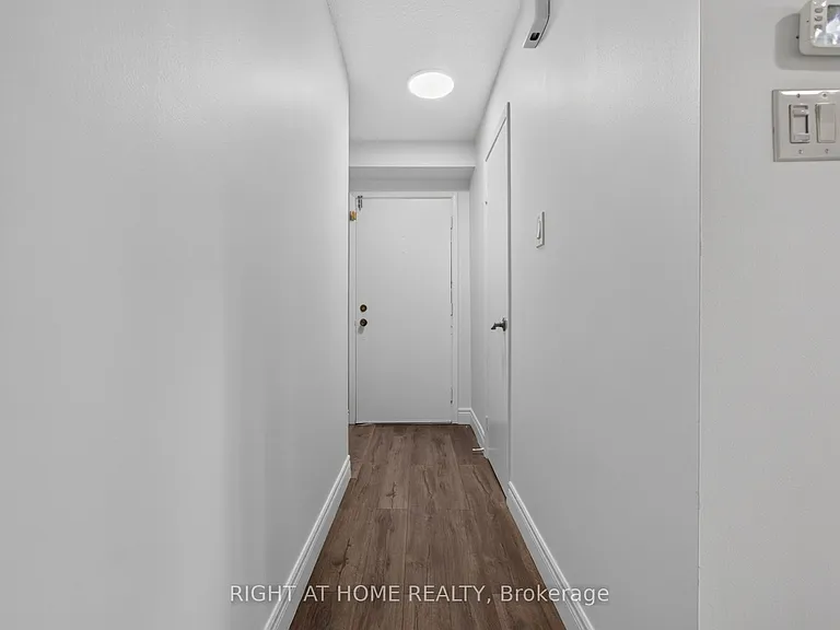 2605 Woodchester Dr #5 — Photo 7
