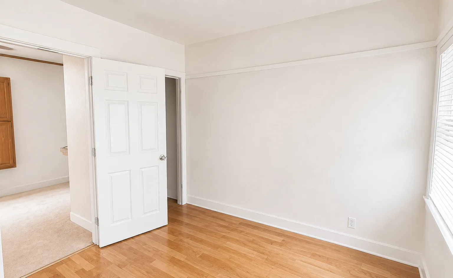 2 bed, 1057 sqft, $1,645 — Photo 3