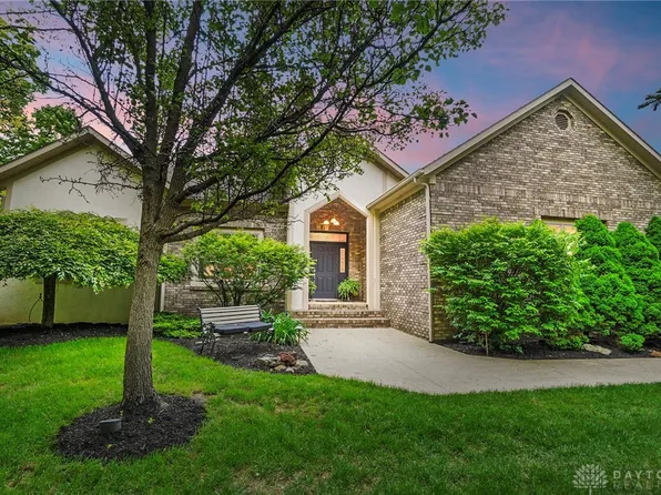 1092 George Allen Dr, South Vienna, OH 45369