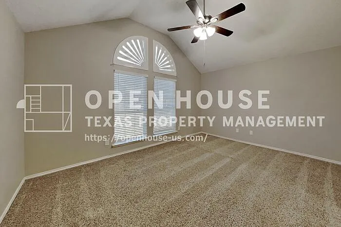 824 Quail Brook Dr — Photo 16