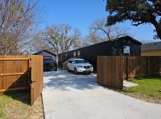3005 Rockwood Dr, Granbury, TX 76048