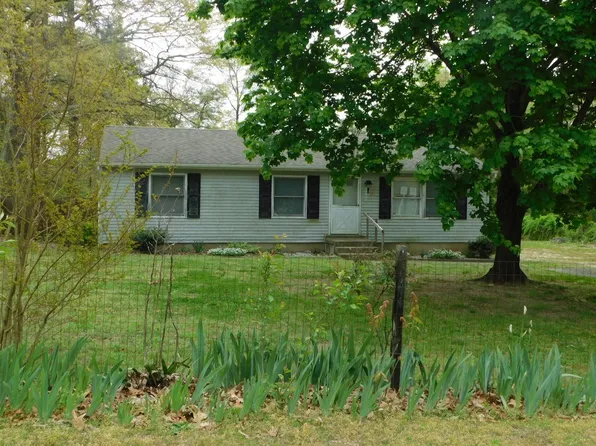 6730 Aralia Ave, Saint Leonard, MD 20685