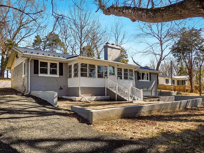 1st image of 23060 Upland Dr