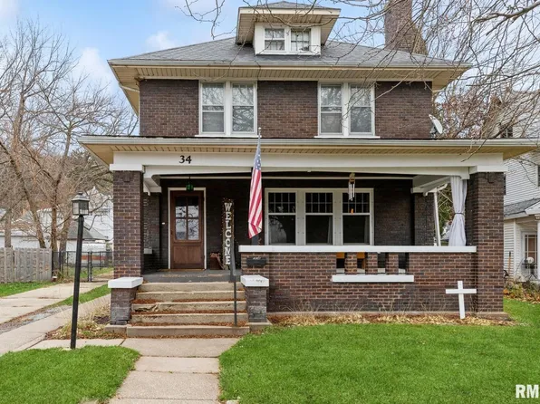 34 N 4th St, Savanna, IL 61074