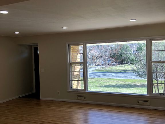 2nd image of 5904 Chowen Ave S